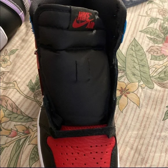 Jordan 1 Retro high Nc to Chi Leather (w) size 7w